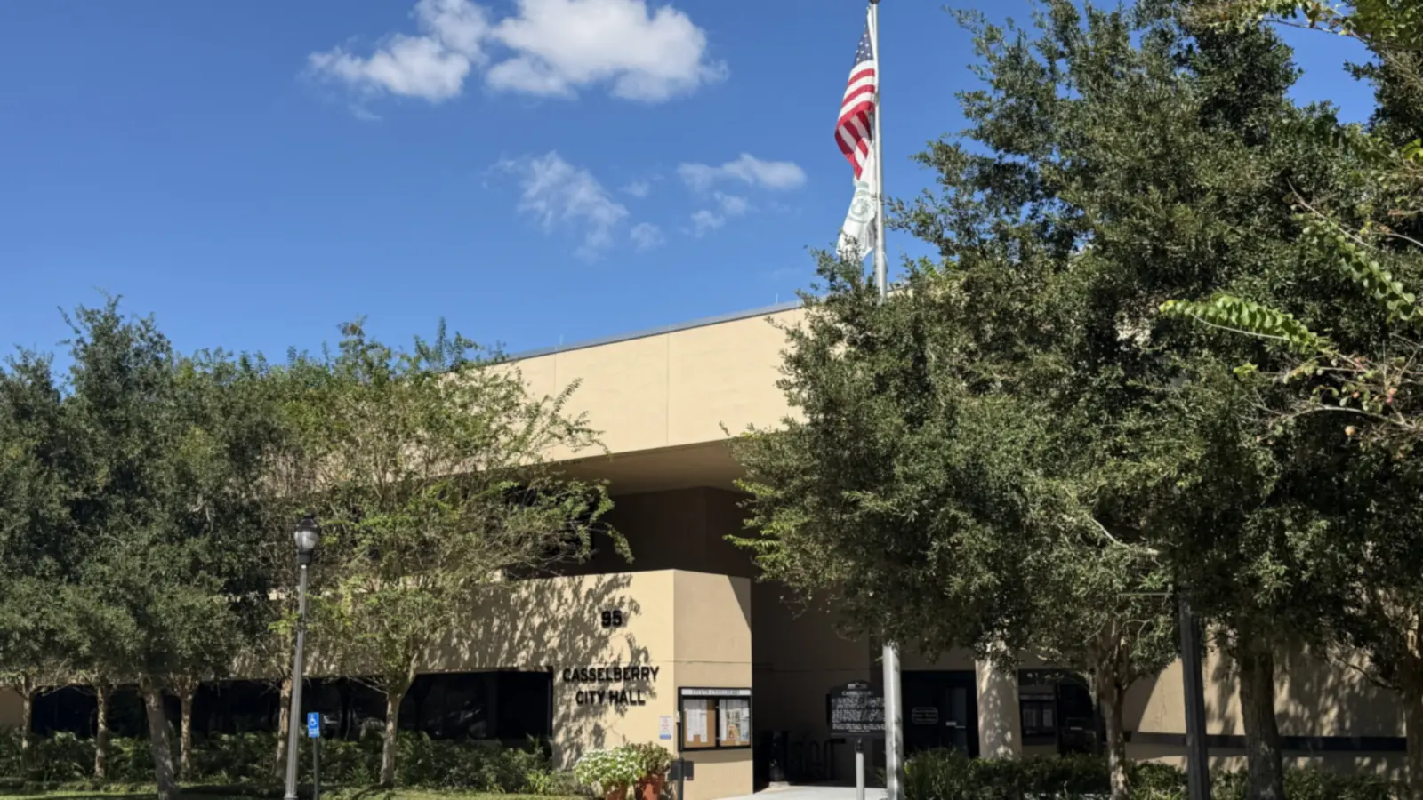 Casselberry City Hall in Casselberry, Florida