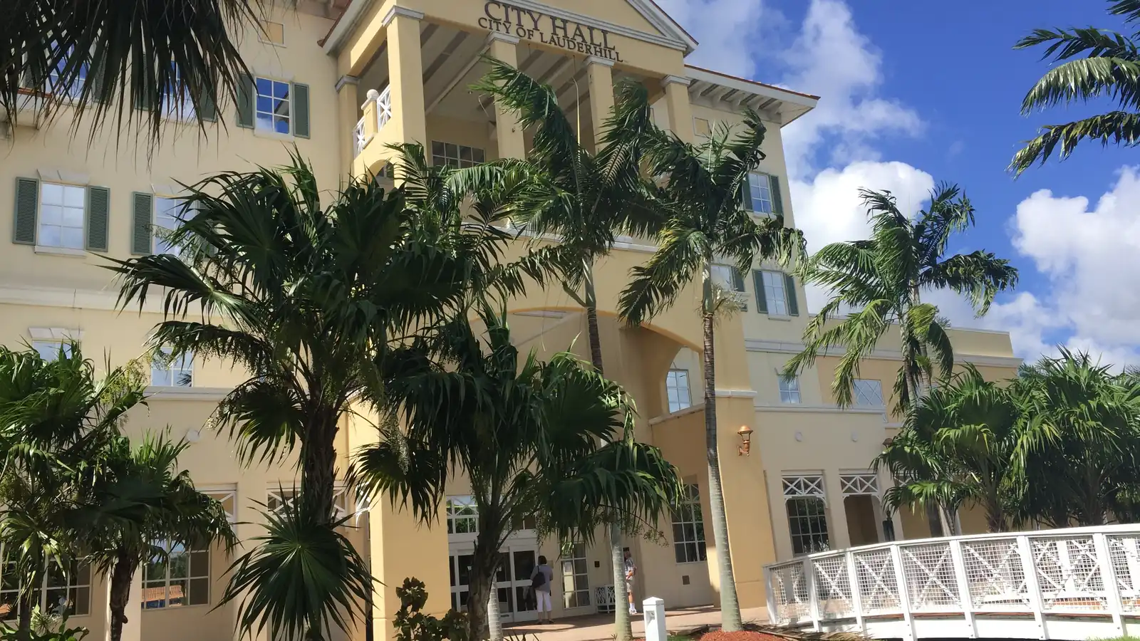Lauderhill City Hall with palm trees in Lauderhill, Florida