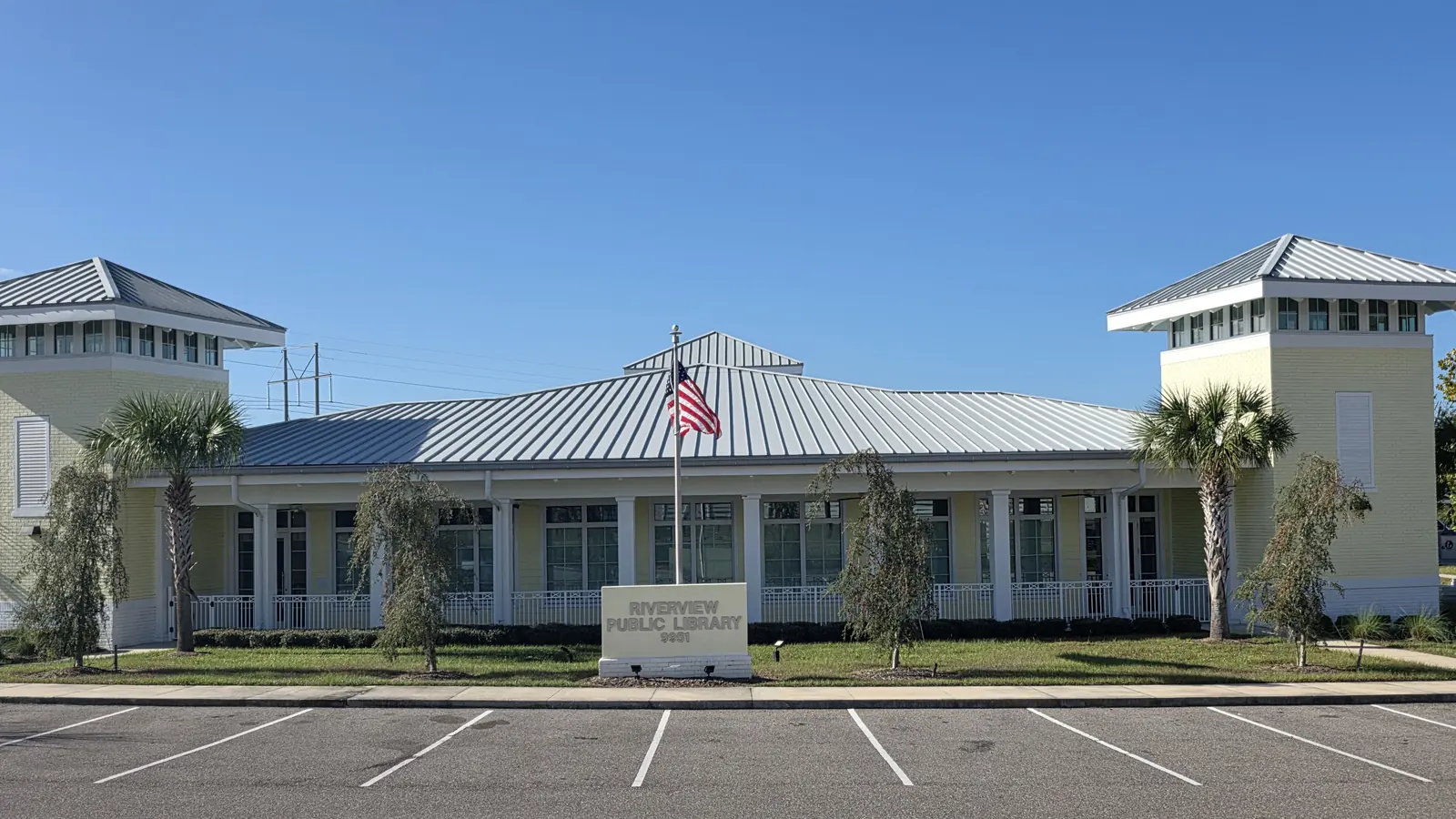 Riverview Public Library in Riverview, Florida
